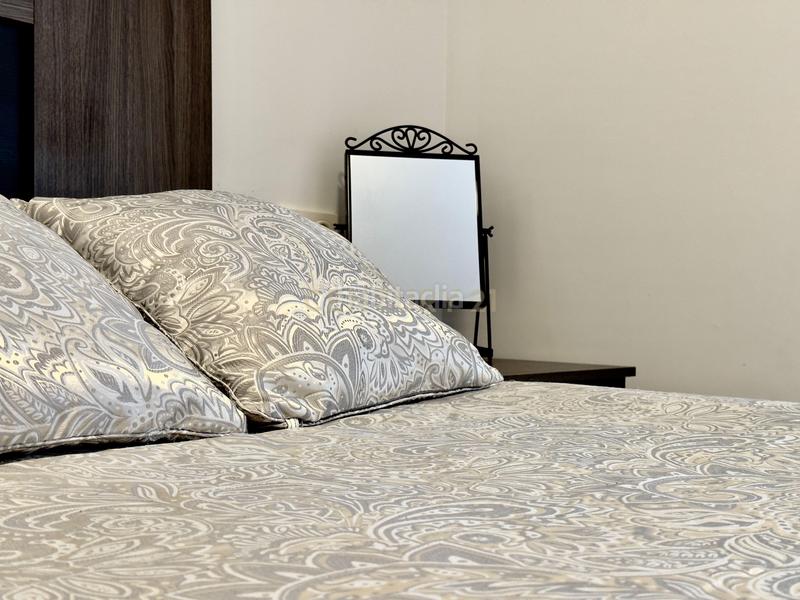 Foto fee32757-3aa4-4101-b0d8-d0e18a2e9ca0. Piso en calle raquero en Almerimar Ejido (El)