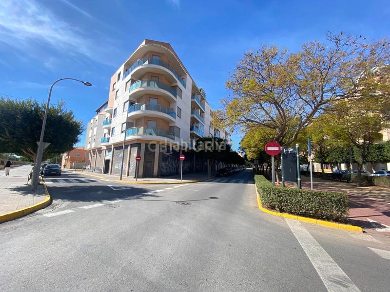 Foto 74e5c082-9bc3-40e0-a4d0-dde24ed263c7. Miete geschäftsraum in paseo de las lomas 150 in Pabellón - Estación - El Corte Inglés Ejido (El)