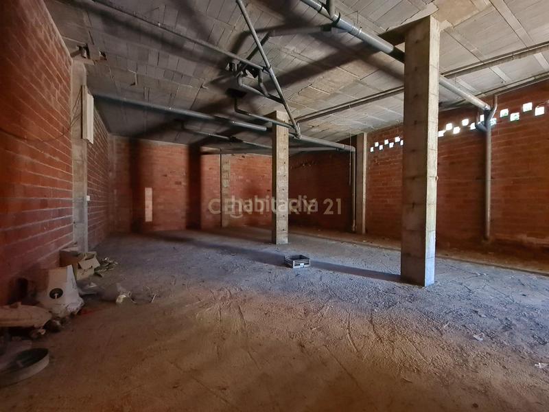 Foto 9697b87b-df51-45ff-91db-a35e15b86130. Rent business premise in paseo de las lomas 150 in Ejido (El)