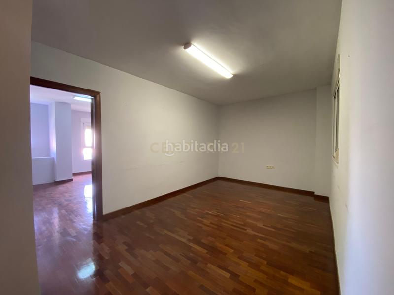 Foto 226be507-661d-4ab7-b568-a11907c6b145. Ufficio in gardenias 5 in Pabellón - Estación - El Corte Inglés Ejido (El)