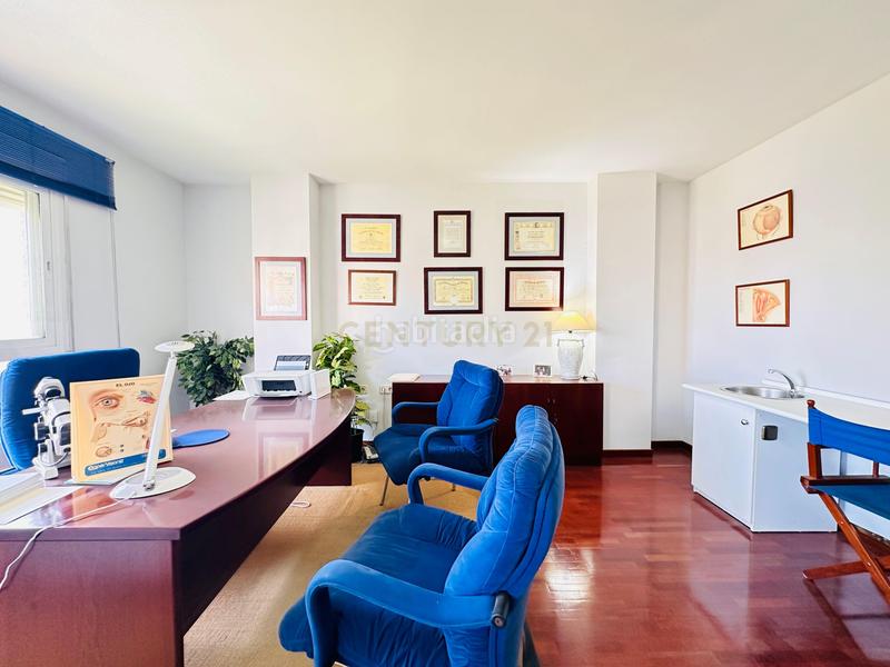 Foto 59e6cac1-827a-440a-b100-e35113651332. Ufficio in gardenias 5 in Pabellón - Estación - El Corte Inglés Ejido (El)