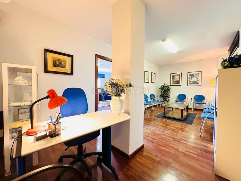 Foto a5bae31e-5356-41b2-8421-b92302cf136e. Ufficio in gardenias 5 in Pabellón - Estación - El Corte Inglés Ejido (El)