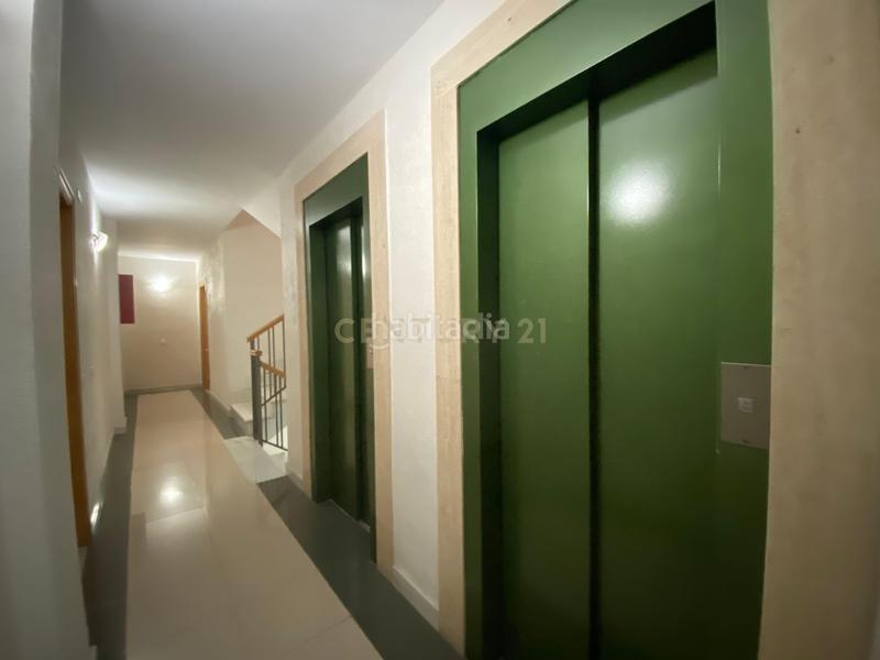 Foto adca124f-8bfa-4a32-acf5-fbbf2d5e15a2. Ufficio in gardenias 5 in Pabellón - Estación - El Corte Inglés Ejido (El)