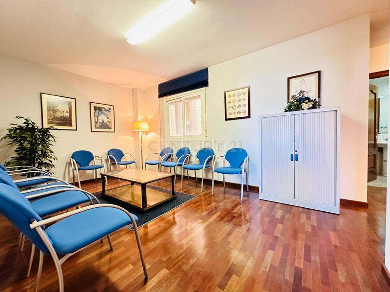 Foto b8746e4f-d297-49e8-a78f-f28b4543ef1b. Ufficio in gardenias 5 in Pabellón - Estación - El Corte Inglés Ejido (El)