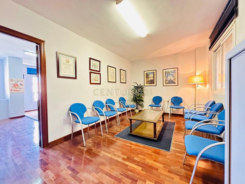 Foto d71ee51f-7c69-45bd-b31f-5c23b6af9cc4. Ufficio in gardenias 5 in Pabellón - Estación - El Corte Inglés Ejido (El)