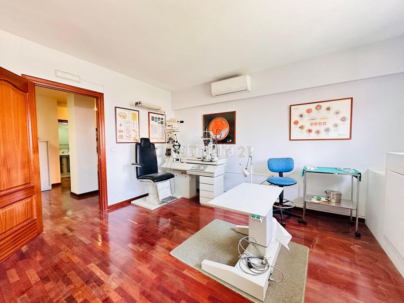 Foto fd40ab5d-5ac1-4761-b112-201c3b495547. Ufficio in gardenias 5 in Pabellón - Estación - El Corte Inglés Ejido (El)