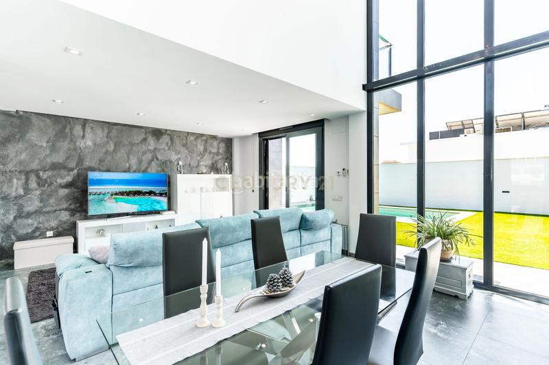 Foto 87c90bbd-2067-4f4e-90f2-e442097ebbc9. Casa in Almerimar in Almerimar Ejido (El)