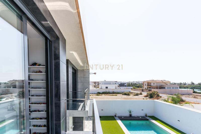 Foto 9d484b2b-fa39-4ee2-b02c-4e9024510985. Casa in Almerimar in Almerimar Ejido (El)