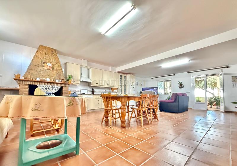 Foto e6739aa2-8df3-43ad-8ef2-2ab822de1d40. Maison dans calle el rey dans Berja