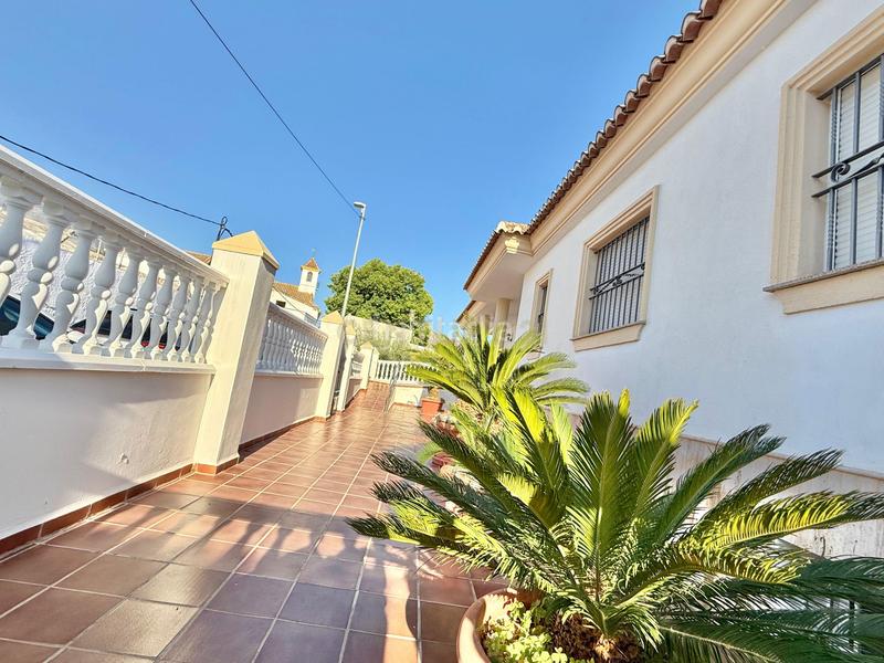 Foto ef79cca4-8bee-4eb5-aefc-f44554aa181a. Maison dans calle el rey dans Berja