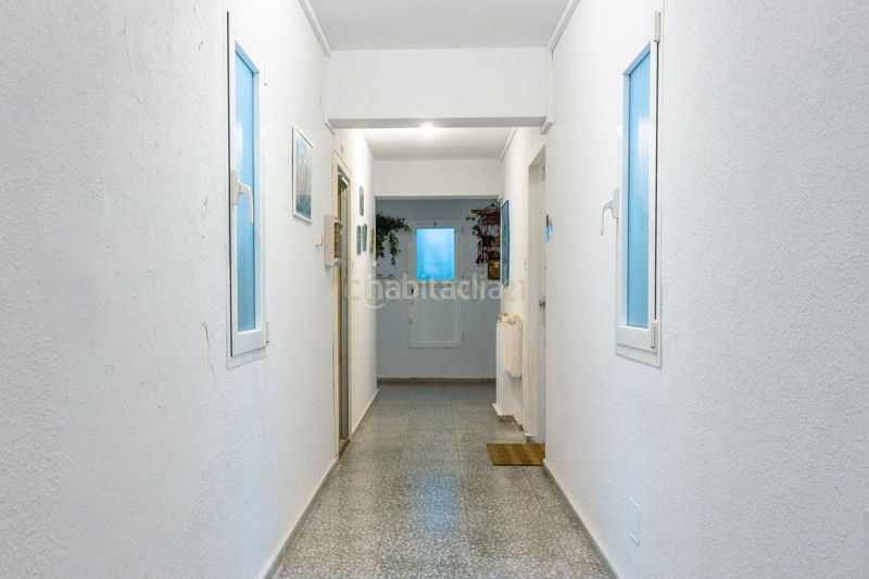 Foto 81f22f79-e7cd-49c1-ad33-c6bd22215324. Estudi amb aparcament piscina a Guardias Viejas Ejido (El)
