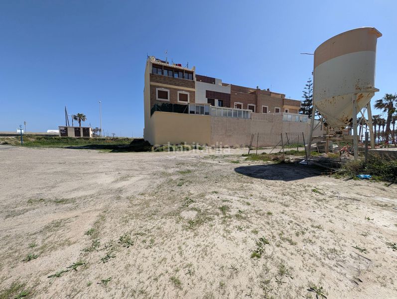 Foto 10dad884-fa4f-4b03-a458-d99752520768. Terreny residencial a Adra