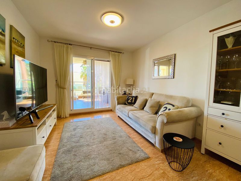 Foto 1e1d3f66-3bb9-4f58-9a72-0f45a6a5ad0a. Apartament amb piscina a Almerimar Ejido (El)