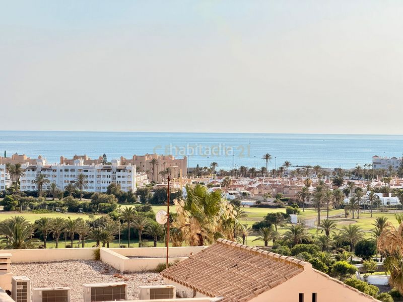 Foto e5ed02e5-e9ee-4659-b173-df959b771cad. Casa adossada amb aparcament piscina a Almerimar Ejido (El)
