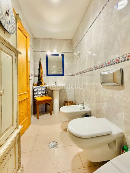 Foto b40d512b-1a18-4894-9137-1a42bf84b67c. Casa amb piscina a Adra
