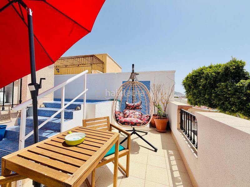 Foto d1d1a510-67f6-44a6-9d22-2af2f2f9a485. Casa amb piscina a Adra