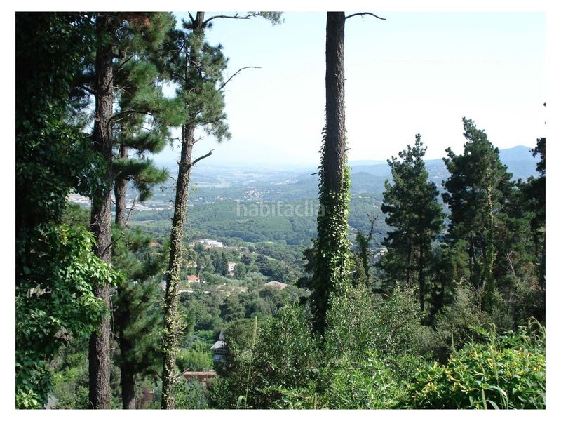 Foto c21163aa-651a-4299-b02f-0e21d71b56b6. Terreno residencial ubicado en la exclusiva zona del golf en la urbanización can corbera, a 15 minutos de barcelona y a 5 minutos de al en Vallromanes