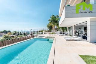 Maison à Teià. Lujosa casa con la máxima discreción