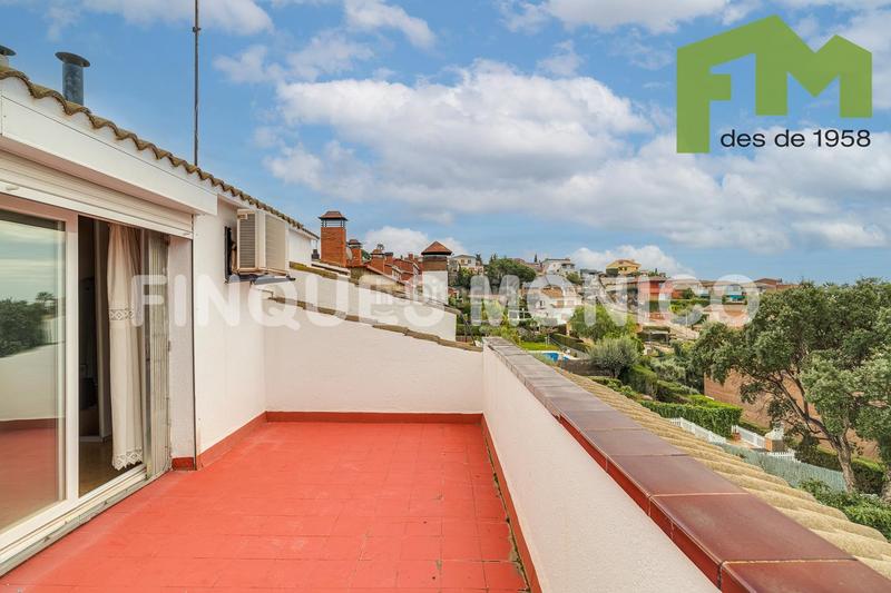 Foto 2c2b0caf-9f79-4689-91fe-c6be2803169e. Casa con riscaldamento parcheggio in Teià