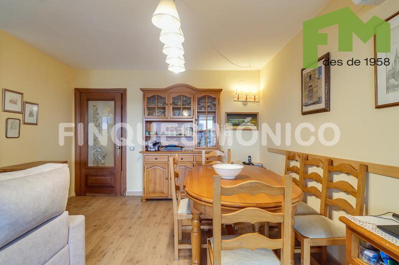 Foto 306257d0-a24a-472d-9093-e748b953b820. Casa con riscaldamento parcheggio in Teià