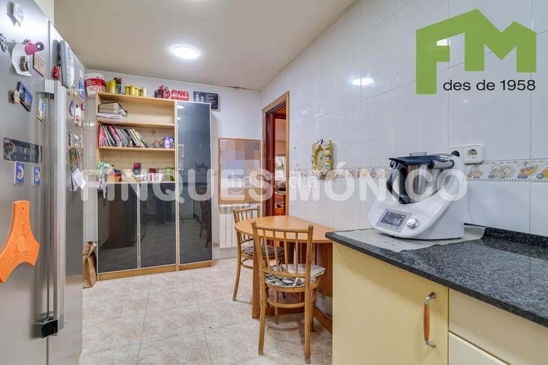 Foto 6547791e-6673-41dd-91a3-a8909d83ef57. Casa con riscaldamento parcheggio in Teià