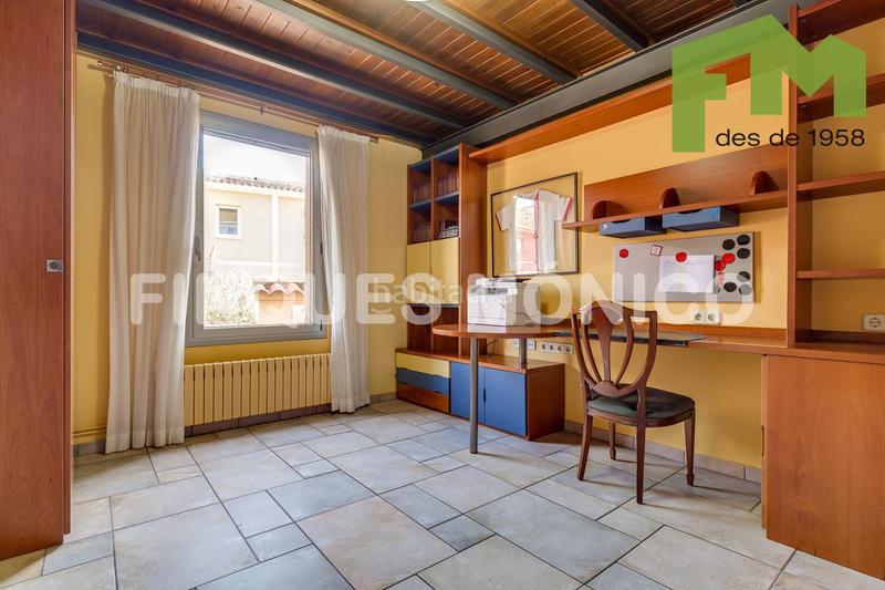 Foto c6b41cc4-1c84-43fa-92d8-10354efd1e3b. Casa amb calefacció aparcament piscina a Teià