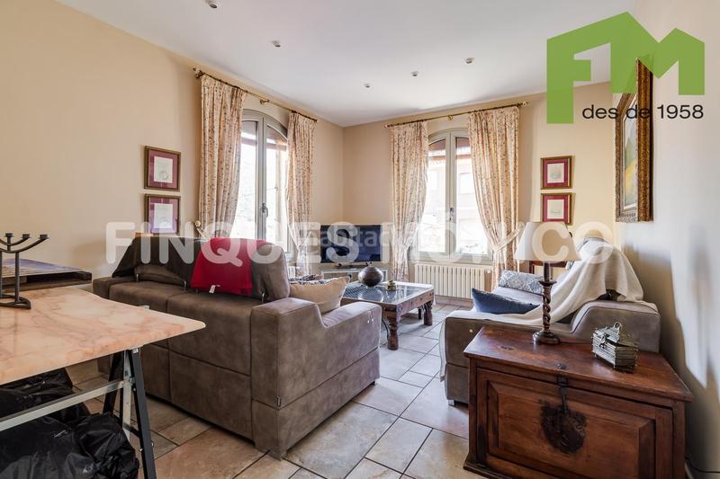 Foto fdbd3a4f-2624-42e9-9198-28e6e5ea3575. Casa amb calefacció aparcament piscina a Teià