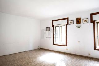 Appartement  Carrer de valència. Oportunidad única en finca regia de 1940