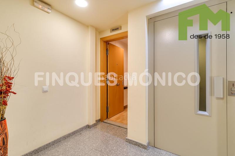 Foto 5e37f145-94eb-4bc1-ba3c-cfa8cc1166bd. Duplex dans Bufalà Badalona