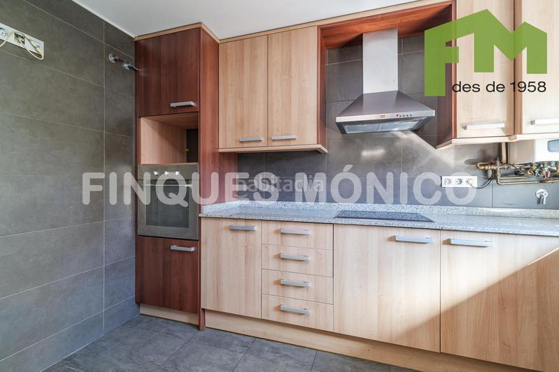 Foto ceffaa10-71e9-4766-b4e6-98b64f524f21. Duplex dans Bufalà Badalona