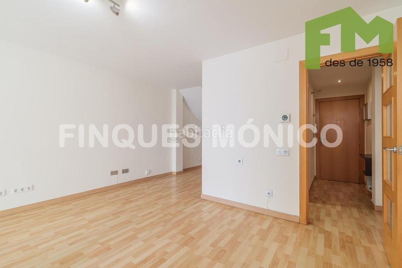 Foto 4eb59c4f-bf41-4558-b37c-b692ea0f4a3c. Duplex dans Bufalà Badalona