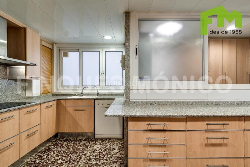 Foto 2957ab00-3ff6-4d2a-a37f-4a4488f4ce36. Pis amb calefacció aparcament a Sant Gervasi - Galvany Barcelona