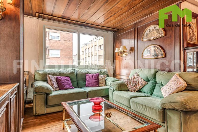 Foto 2ee133ea-83a3-498d-bf41-f4ca3670cca1. Pis amb calefacció aparcament a Sant Gervasi - Galvany Barcelona