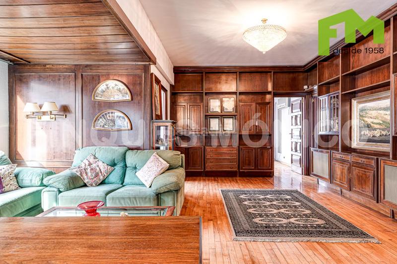 Foto e5897bad-a4ab-43f3-951e-a822617edca5. Pis amb calefacció aparcament a Sant Gervasi - Galvany Barcelona