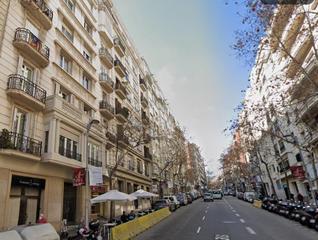 Pis  Carrer d'aribau. Exclusiva oportunidad de reforma en la prestigiosa calle aribau