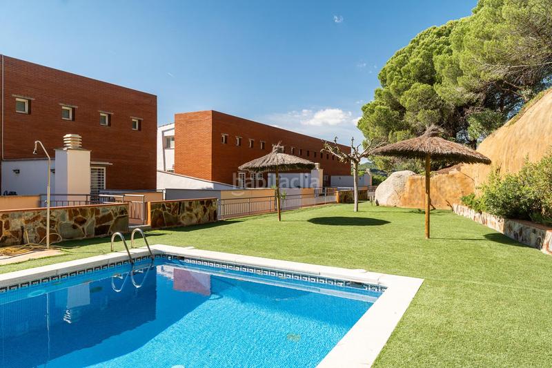 Foto 0180839b-c768-4ca6-b6c7-df7f0ffbf692. Reihenhaus mit heizung pool in Teià