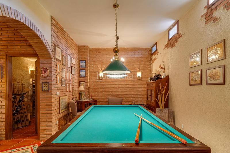 Foto 26981694-c7f3-4bee-8bbd-60633aac120d. Reihenhaus mit heizung pool in Teià