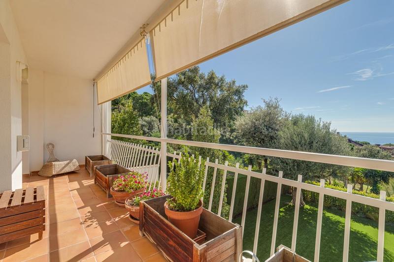 Foto 386f79df-50e0-46e0-8c4a-91fb3cf6ac46. Reihenhaus mit heizung pool in Teià