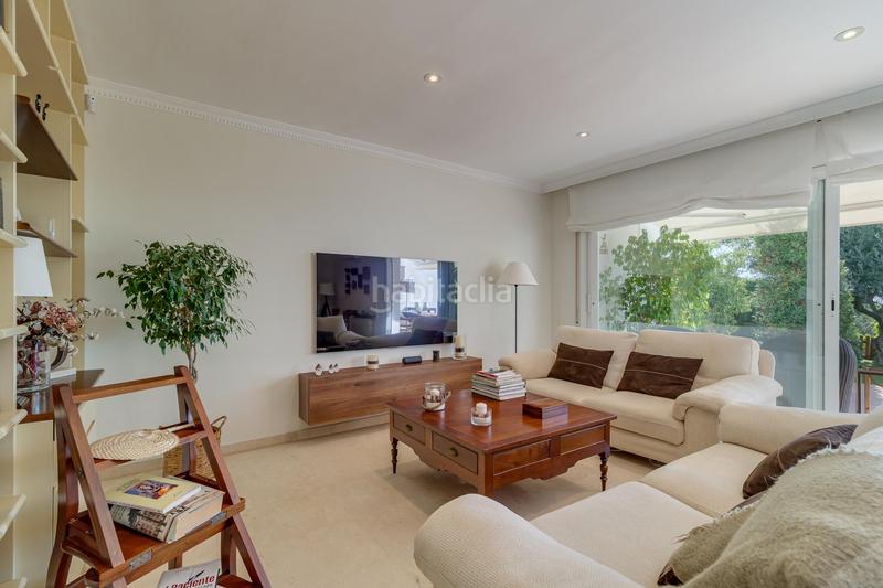 Foto 5804b89b-7e2c-4d77-8919-c88ee843720a. Reihenhaus mit heizung pool in Teià