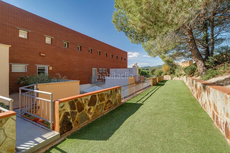 Foto 837fca7d-4c81-469c-a780-4a74e0d74cc9. Reihenhaus mit heizung pool in Teià