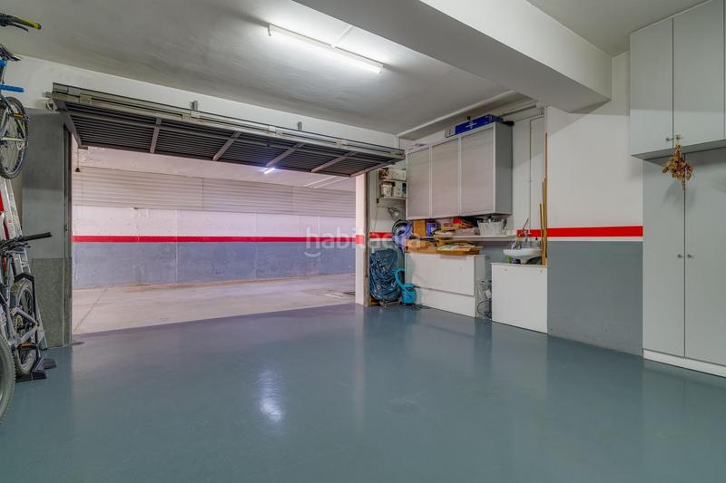 Foto b6523bdc-474e-4aaf-9e27-8c14f9d13540. Reihenhaus mit heizung pool in Teià