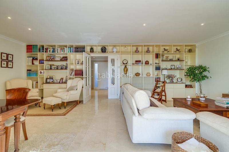 Foto c5f40c51-02ee-4c72-a699-a226bda2fc48. Reihenhaus mit heizung pool in Teià