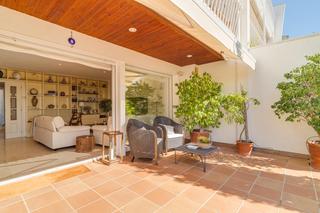 Maison jumelée à Teià. Elegancia y luminosidad con vistas al mar