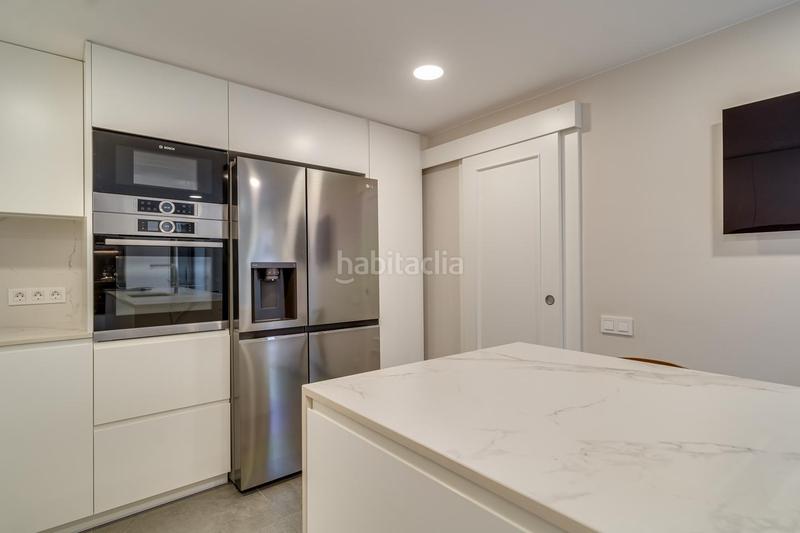 Foto ef646818-ded1-4d58-8038-114b626806df. Reihenhaus mit heizung pool in Teià