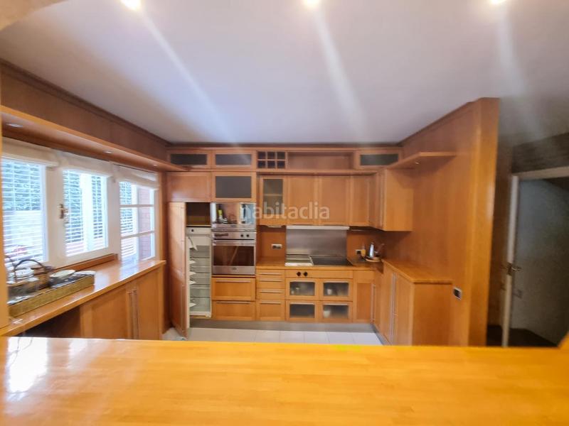 Foto 9a993d03-87e2-4c3a-a679-7fdc2c50ec0a. Affitto casa con riscaldamento parcheggio piscina in Teià