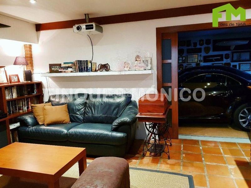 Foto c656e558-6397-4fd6-b8c6-12fa1554fedc. Affitto casa con riscaldamento parcheggio piscina in Teià