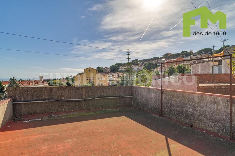 Foto 4d8c81f6-bdca-43a2-b927-ce69f797d5d3. Casale con riscaldamento in Teià