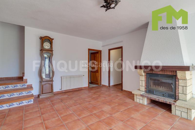 Foto de6f861b-14c9-4c29-8a4b-e8f1a0ec1455. Casale con riscaldamento in Teià