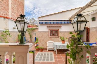 Casa a Ocata. Finca amb bona rentabilitat al centre de el masnou