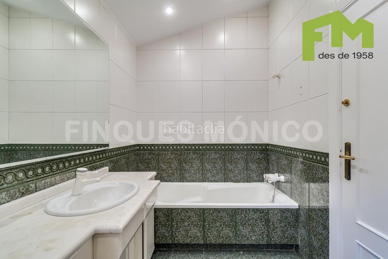 Foto abbd0c7a-7645-4711-b2eb-2f5bd8dd96c4. Casa amb calefacció aparcament piscina a Bellresguard-Can Teixidó Masnou (El)